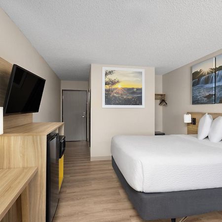 Days Inn By Wyndham Carthage Zewnętrze zdjęcie