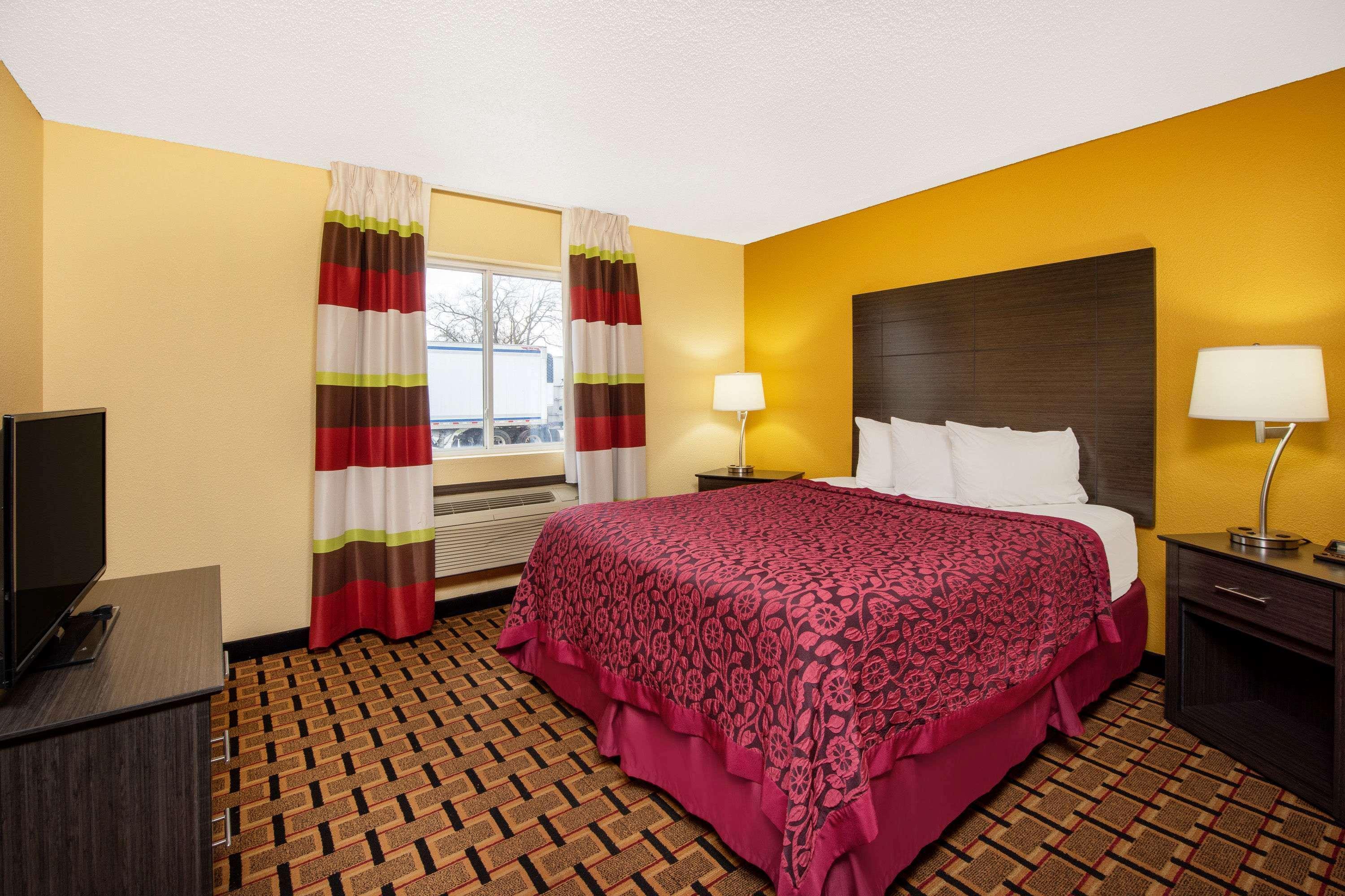 Days Inn By Wyndham Carthage Zewnętrze zdjęcie