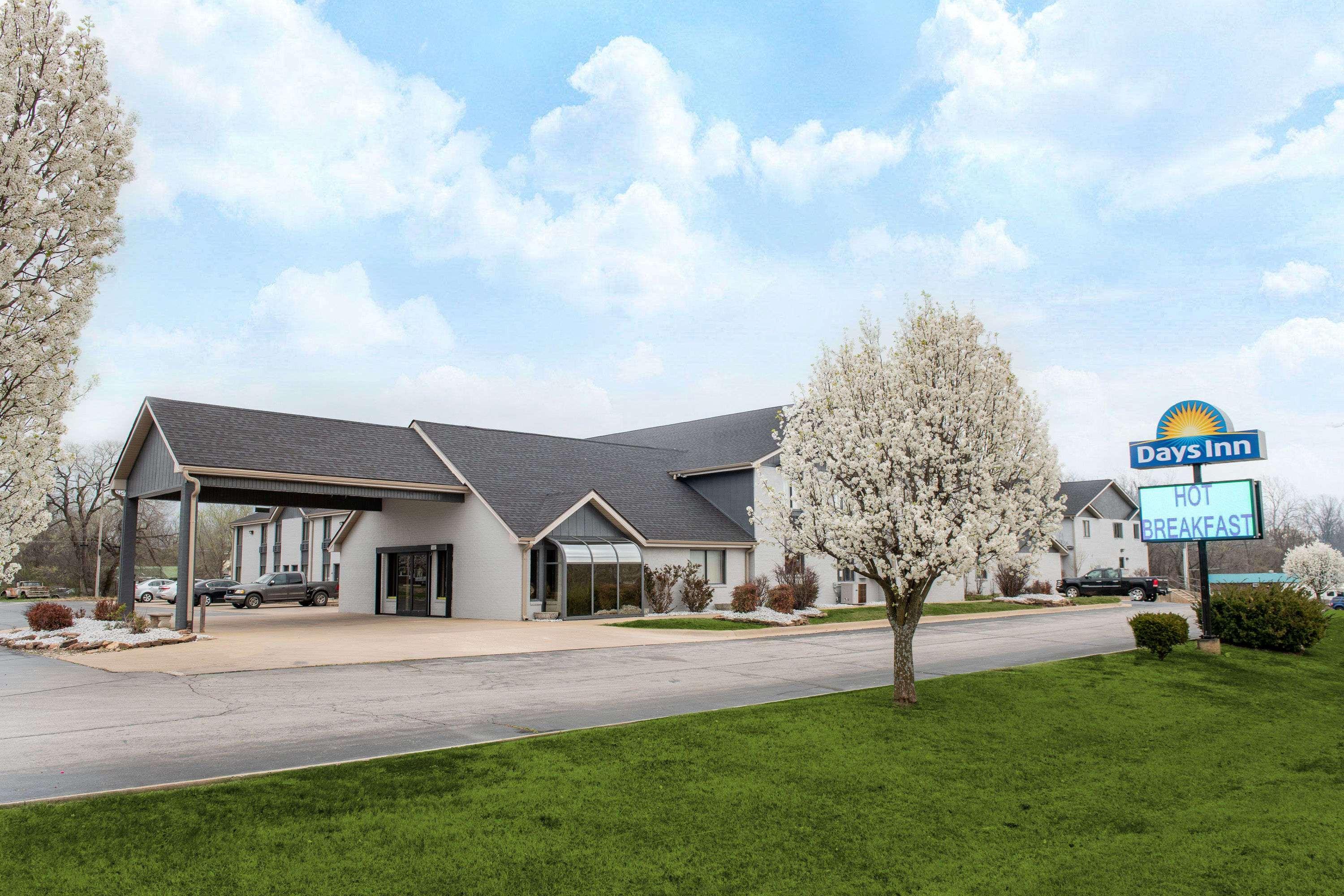 Days Inn By Wyndham Carthage Zewnętrze zdjęcie