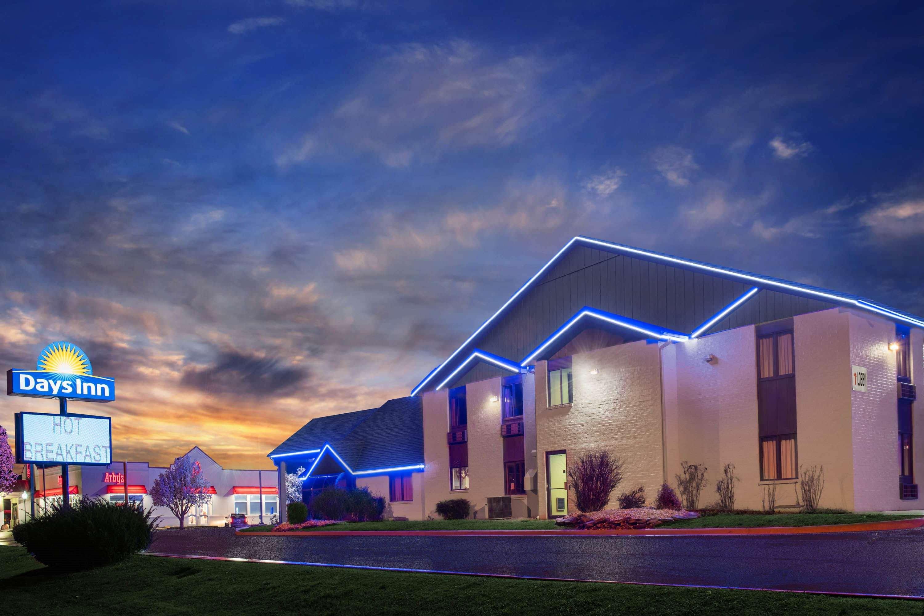Days Inn By Wyndham Carthage Zewnętrze zdjęcie