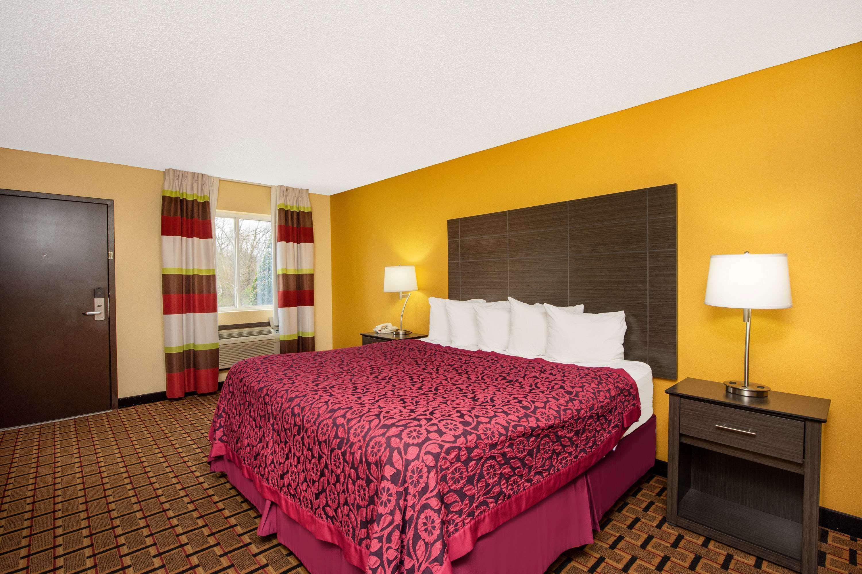 Days Inn By Wyndham Carthage Zewnętrze zdjęcie