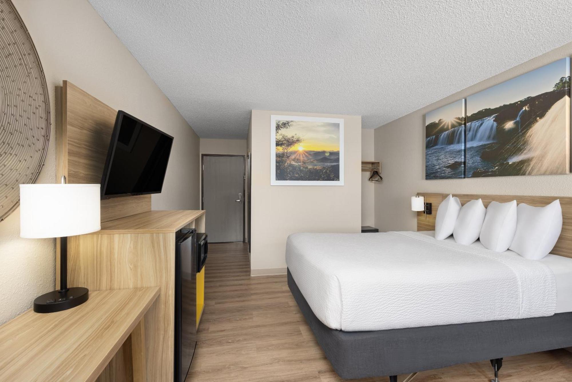 Days Inn By Wyndham Carthage Zewnętrze zdjęcie